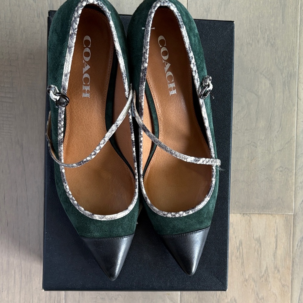 Coach Women's Dark Green and Black Heels size 9.5 B